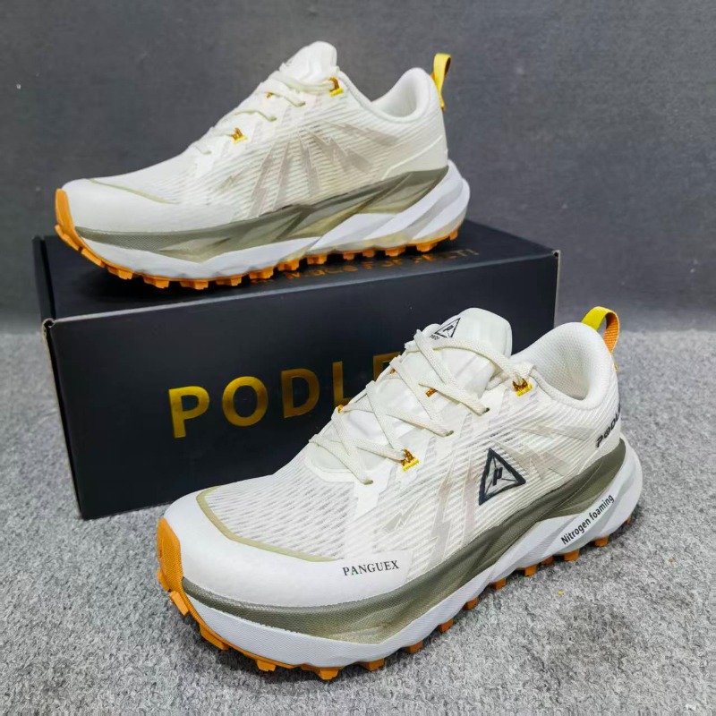 Anti Slip Trail Running Sneakers - حذاء رياضي كلاسيكي مريح مضاد للانزلاق