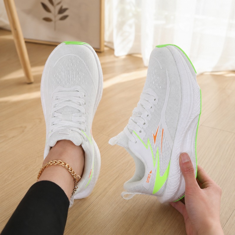 أحذية رياضية نسائية واسعة الأص - مراجعة Wide Toe Box Running Sneakers وسعره