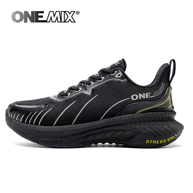 ONEMIX أحذية الجري البيضاء للط - مراجعة Reflective Night Running Shoes وسعره