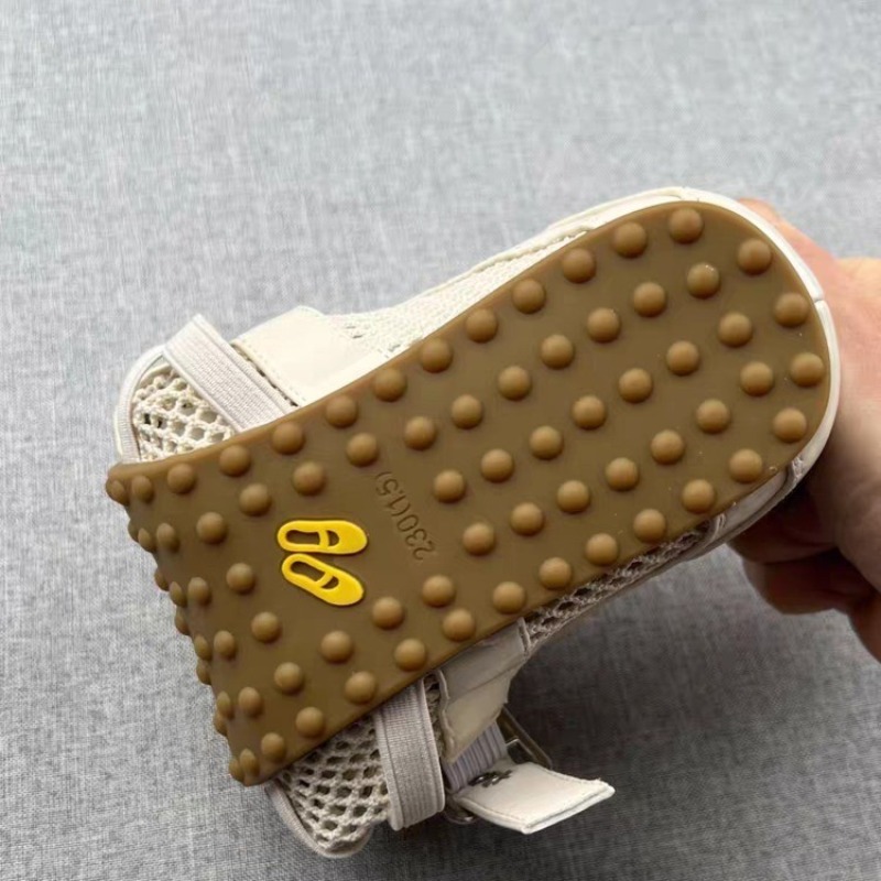 أحذية رياضية جديدة بتصميم منسو - مراجعة Sneakers وسعره