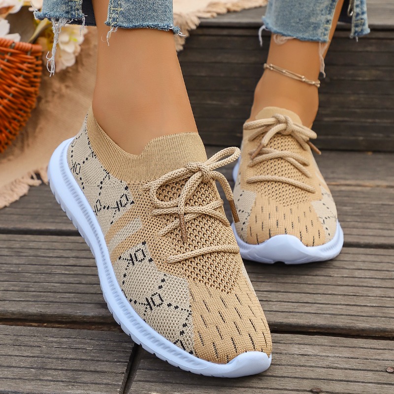 أحذية نسائية جديدة لعام 2026 ب - مراجعة Knit Fabric Lace Up Sneakers وسعره